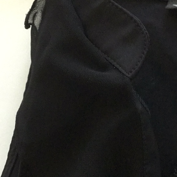 Express Elite Stretch Black Ruffle Top Blouse Sz Small - Picture 8 of 8